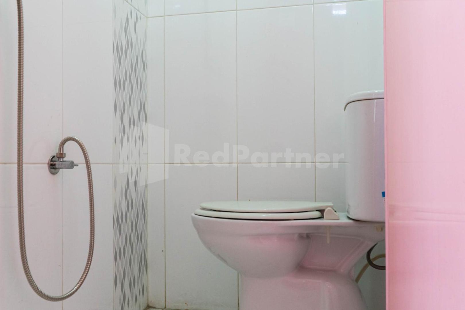 Asri Residence Near Jalan Iskandar Muda Medan Mitra Reddoorz Luaran gambar